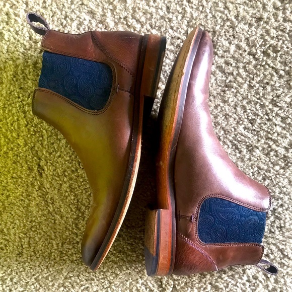 Ted Baker London Chelsea Boots - Picture 3 of 6